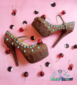 chocolate mint cake heels with cherry topping